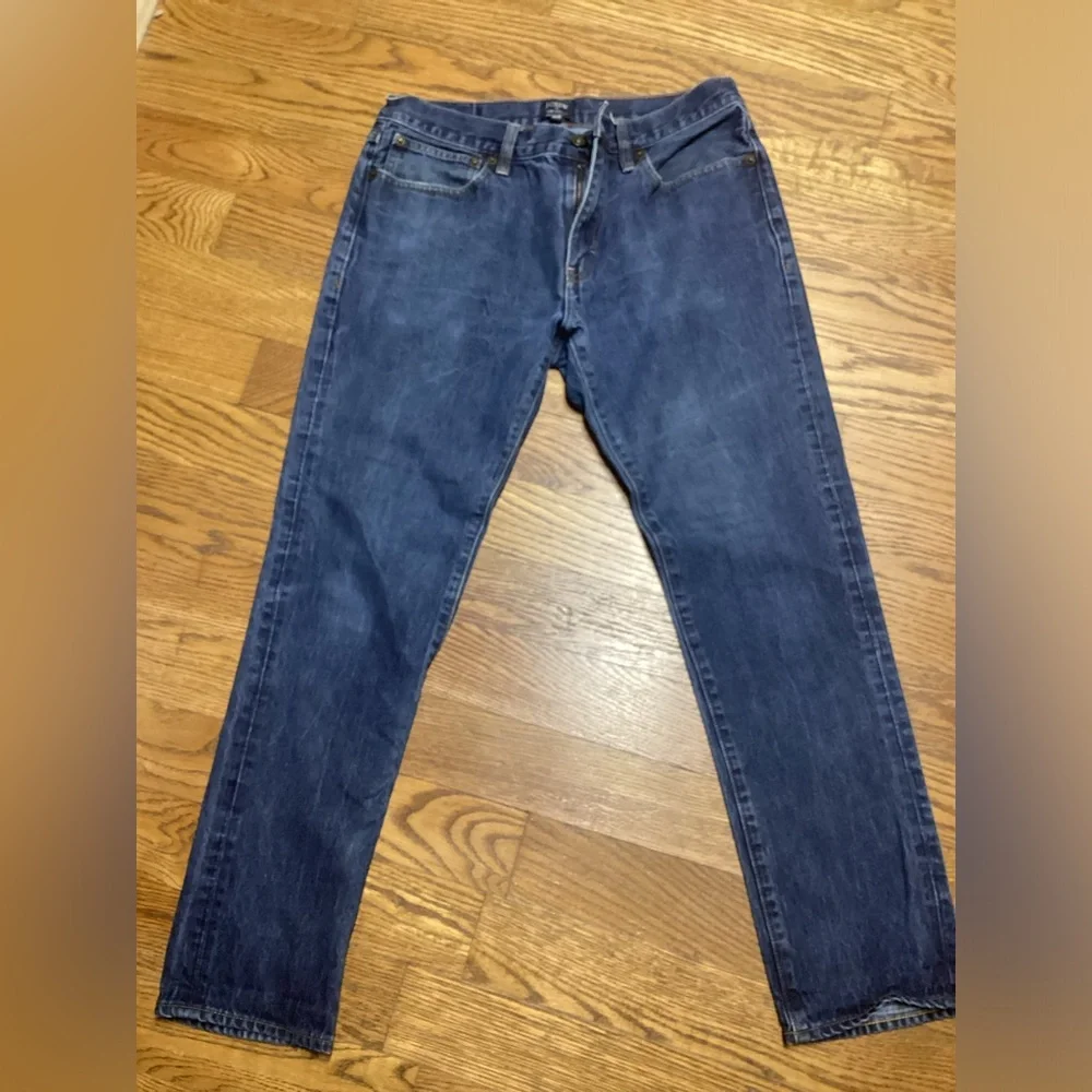 J. Crew men’s Cotton Straight Fit jeans. Size 32/30
